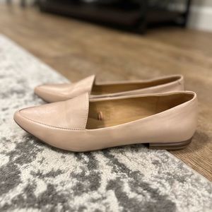 BANANA REPUBLIC Faux Leather Blush Tan Nude Pointed Toe Loafer Flat - Size 9